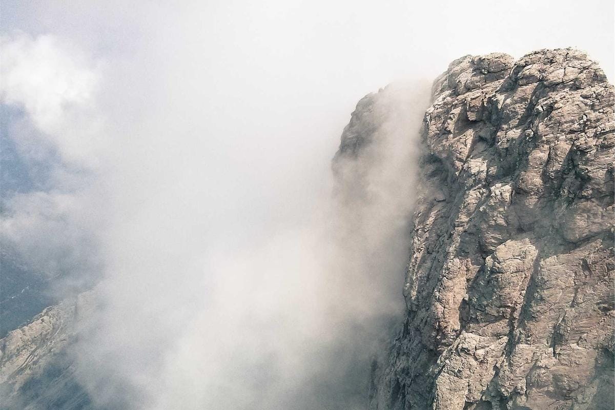 What Is Earnest Money and How Much Should You Put Down?